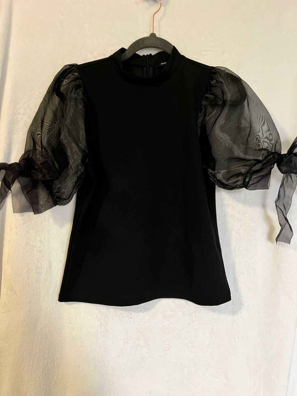 Reserved Puff Sleeve Blouse